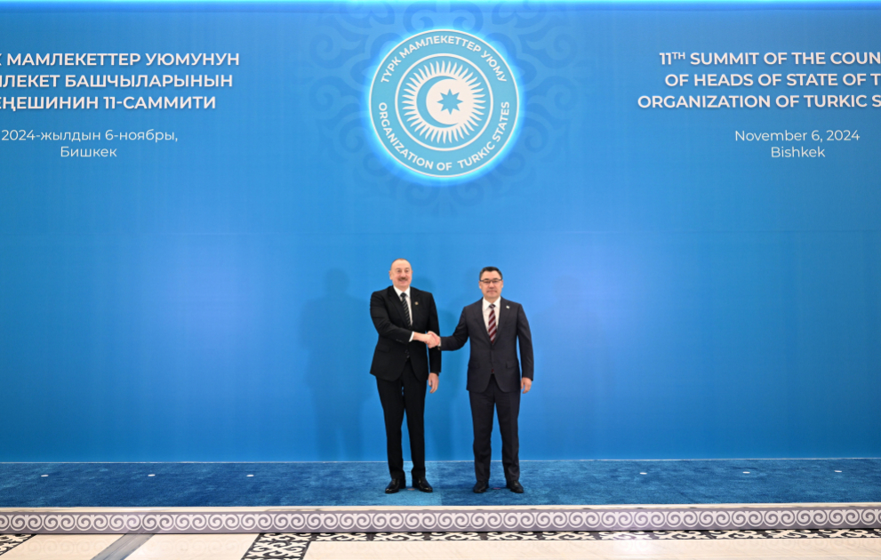 Bichkek accueille le 11ème Sommet des chefs d’État de l’Organisation des États turciques 
Le président azerbaïdjanais Ilham Aliyev participe au sommet