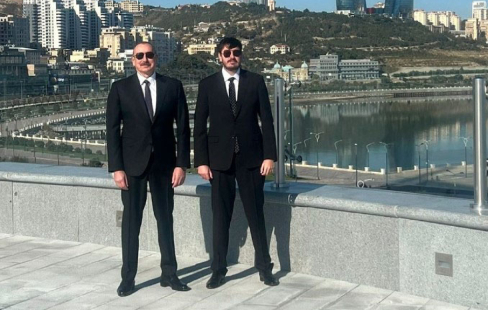 Birinci vitse-prezident Mehriban Əliyeva Dövlət Bayrağı Meydanından paylaşım edib