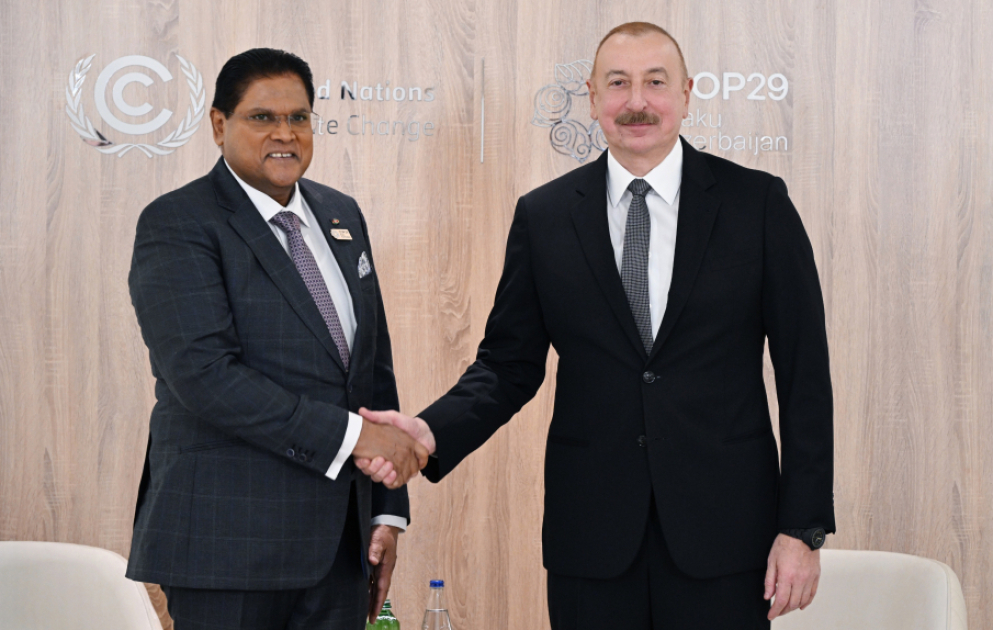 President Ilham Aliyev met with President of Suriname