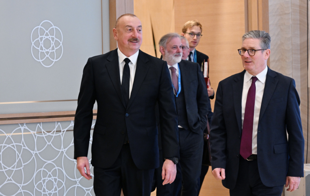Prezident İlham Əliyev Böyük Britaniyanın Baş naziri ilə görüşüb