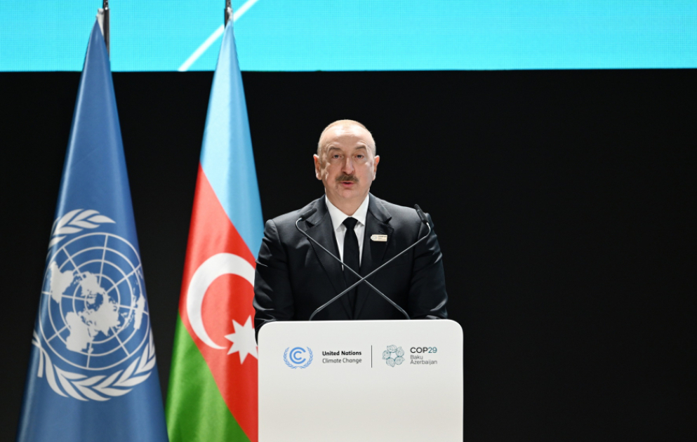 Le Sommet des dirigeants des petits États insulaires en développement sur les changements climatiques débute dans le cadre de la COP29 
Le président Ilham Aliyev participe au sommet