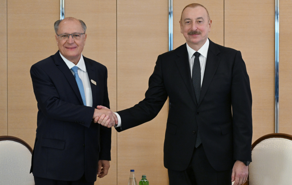Präsident Ilham Aliyev trifft sich mit Vizepräsidenten von Brasilien