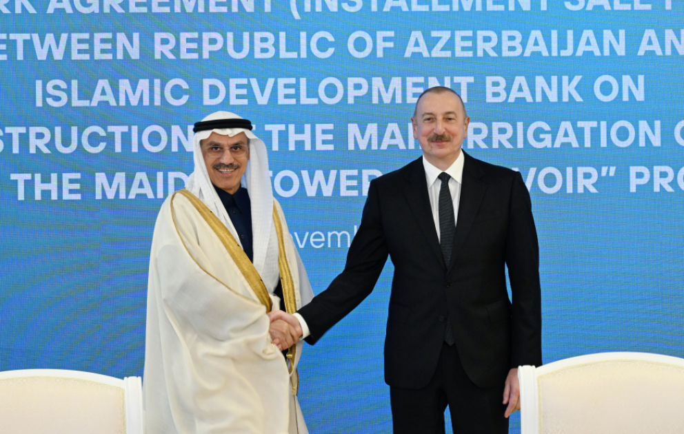Prezident İlham Əliyev İslam İnkişaf Bankının prezidenti ilə görüşüb