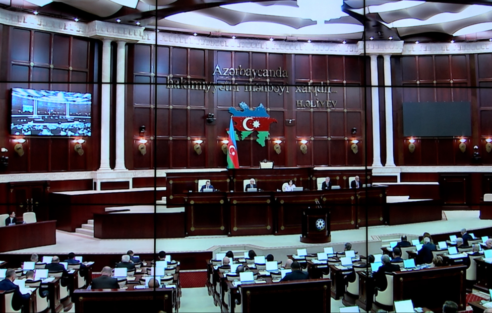 Milli Məclisin növbəti plenar iclası keçirilib: qanunlar qəbul edilib