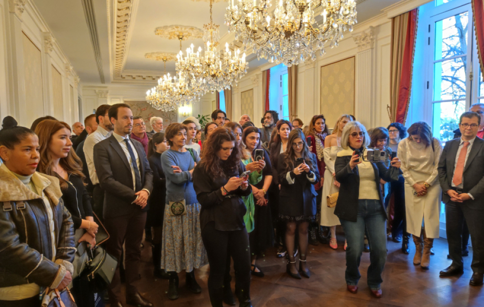 Parisdə azərbaycanlı rəssamların “Dayanıqlı baxış: daha yaşıl gələcək naminə incəsənət” adlı sərgisi açılıb