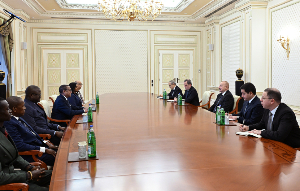Präsident Ilham Aliyev empfängt guinea-bissauische Delegation