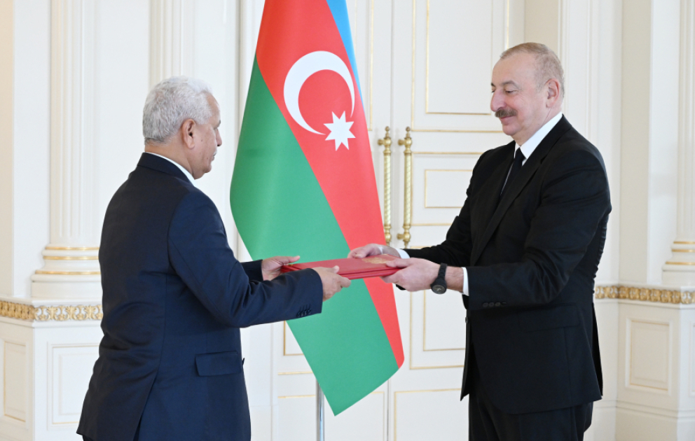 Le président de la République reçoit les lettres de créance du nouvel ambassadeur du Yémen en Azerbaïdjan