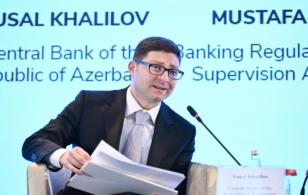 Mərkəzi Bank: Bu il nağdsız ödənişlərdə böyük irəliləyiş əldə olunub