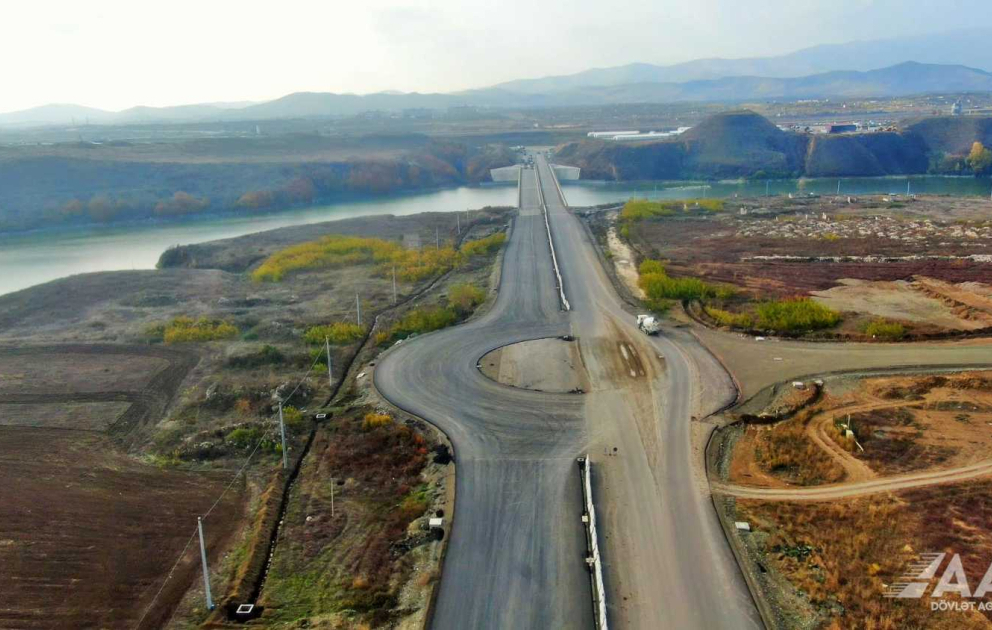 La construction de l’autoroute Aghdam-Fuzouli bat son plein