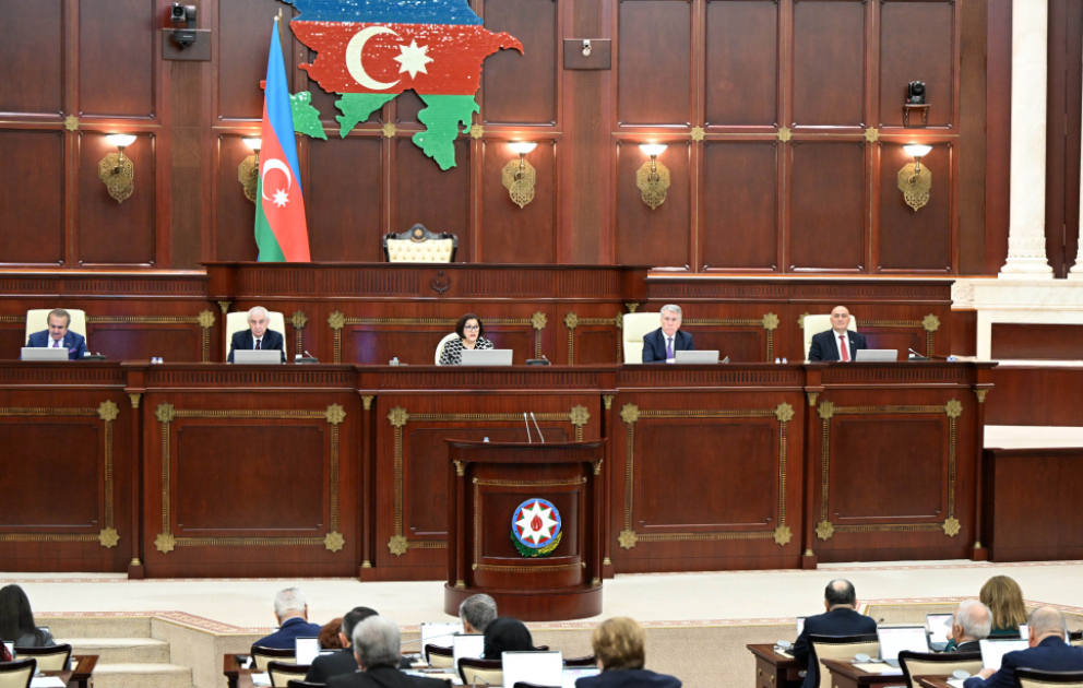 Milli Məclisin növbəti plenar iclası keçirilib
