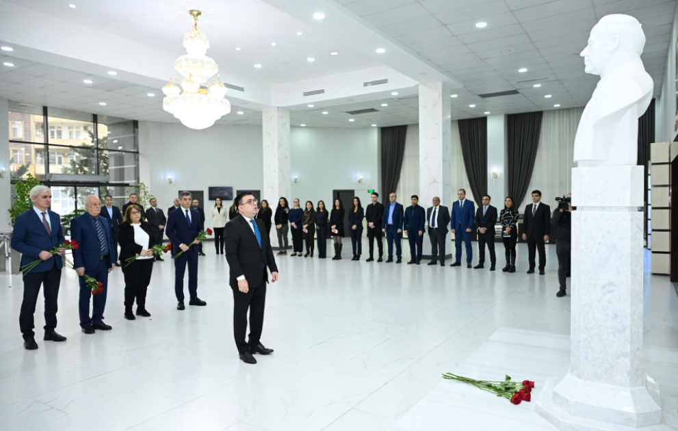 Коллектив АЗЕРТАДЖ почтил память великого лидера