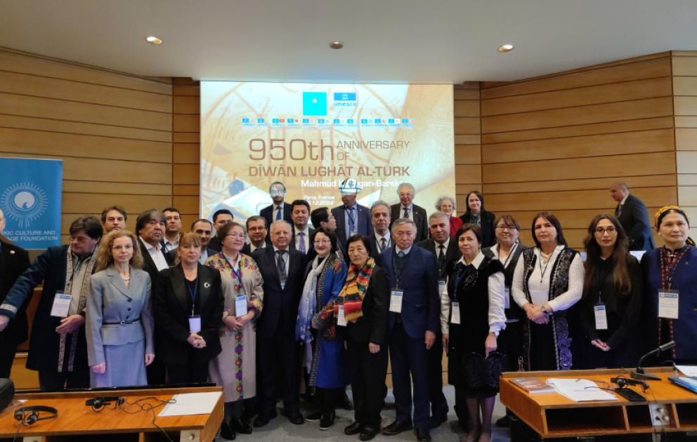 UNESCO-da “Divanü lüğat-it-türk”ün 950 illiyinə həsr edilmiş konfrans başa çatıb
