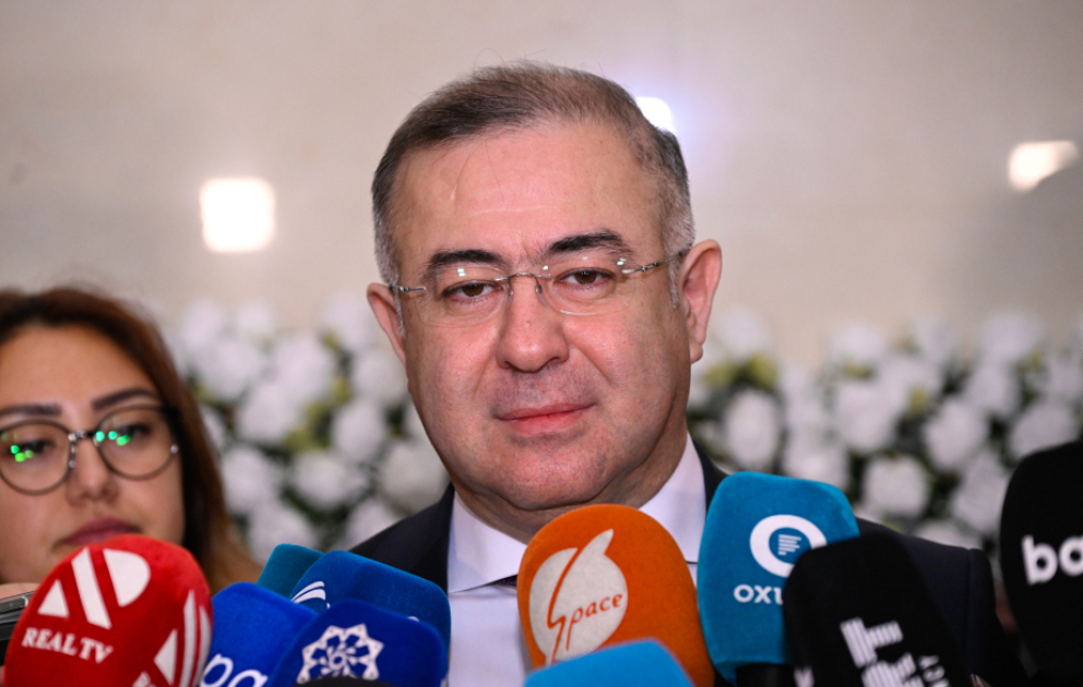 Rövzət Qasımov: Bələdiyyə seçkiləri ilə əlaqədar 350-yə yaxın şəxsin namizədliyi qeyd alınıb