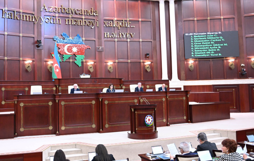 Milli Məclisin növbəti plenar iclası keçirilib