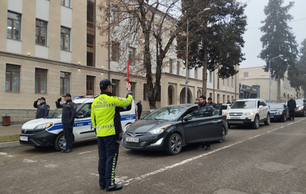 Təyyarə qəzasında həlak olanların xatirəsi Xankəndidə anılıb