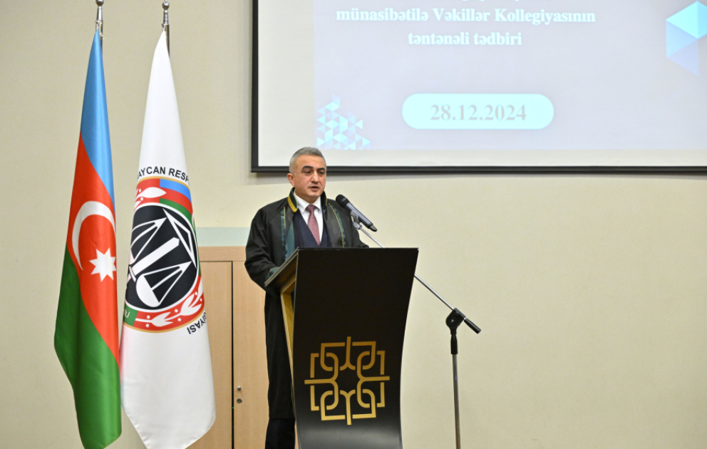 Vəkillər Kollegiyasının əməkdaşları peşə bayramlarını qeyd ediblər