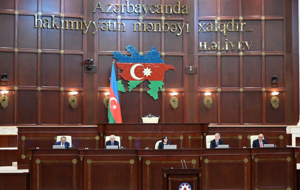 Milli Məclisin payız sessiyasında son plenar iclası keçirilib