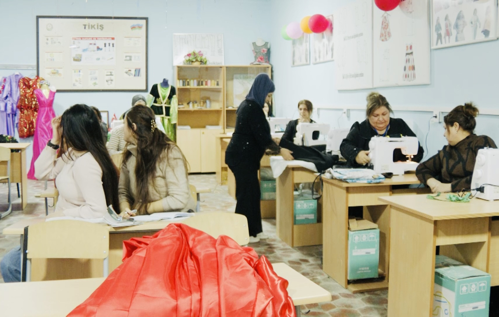 Keçmiş məcburi köçkünlər yurdlarına qayıdandan sonra işlə təmin olunmaqda çətinlik çəkməyəcəklər Peşə liseyindən reportaj