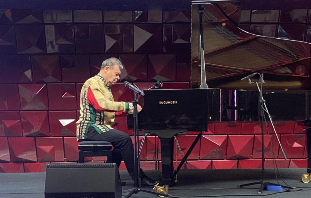 İstanbulda Azərbaycan caz musiqisi səsləndirilib