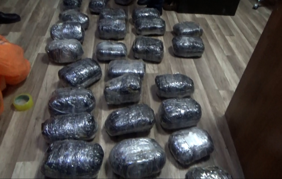 Bakıda avtomobildən 33 kiloqrama yaxın marixuana aşkarlanıb