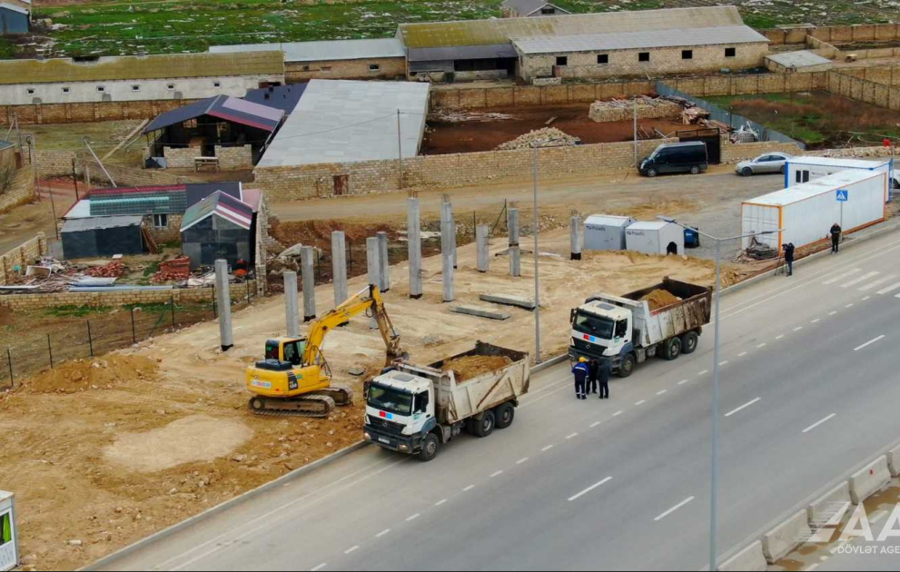 Böyükşor-Pirşağı avtomobil yolunda yeni yerüstü piyada keçidləri inşa edilir