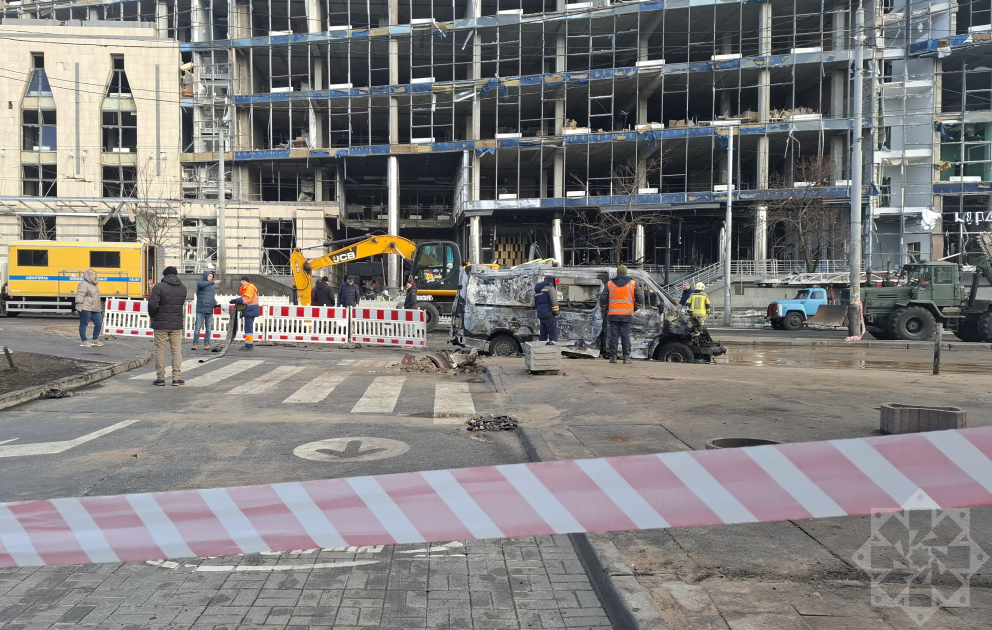 Kiyevə ballistik raket hücumlarının fəsadları – AZƏRTAC hadisə yerindən xəbər verir