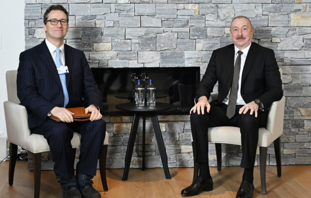 President Ilham Aliyev met with CEO of Oliver Wyman Group in Davos