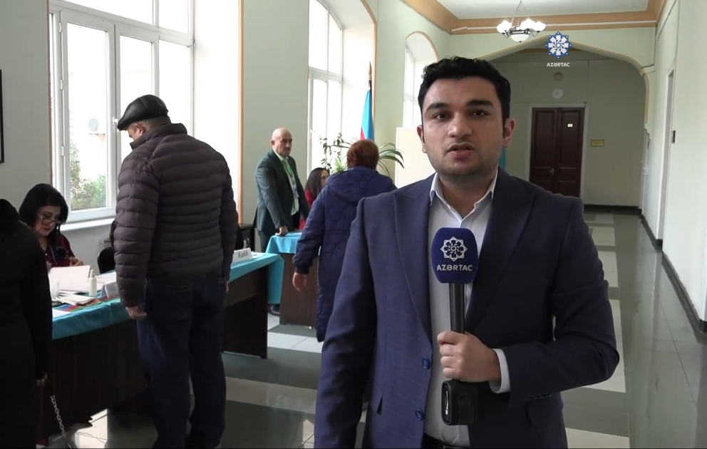 Səbail 7 saylı birinci seçki dairəsinin 2 saylı məntəqəsində seçici fəallığı müşahidə olunur