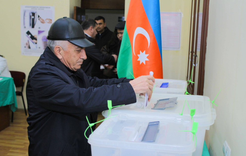 Gəncədə bələdiyyə seçkiləri 4 DSK üzrə 158 məntəqədə keçirilir