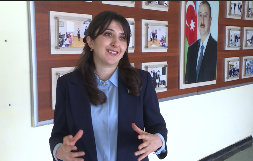 Parlaq gələcəyimizə imza atanlar – Örnək müəllim Mətanət Kərimovanı tanıyaq