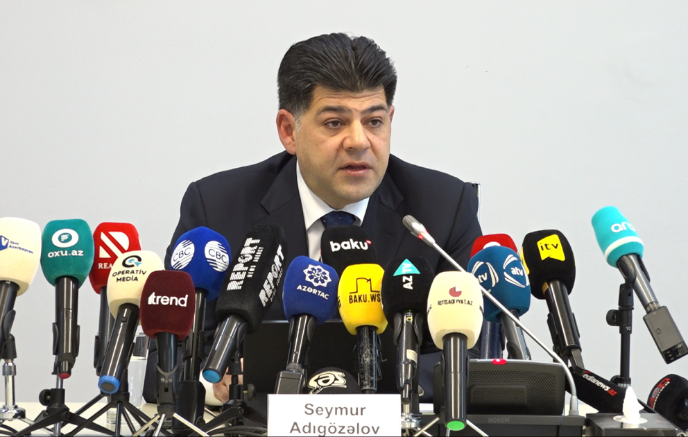 Seymur Adıgözəlov: Azad edilmiş ərazilərdəki sənaye parklarında 15-dən çox müəssisənin tikinti işləri aparılır