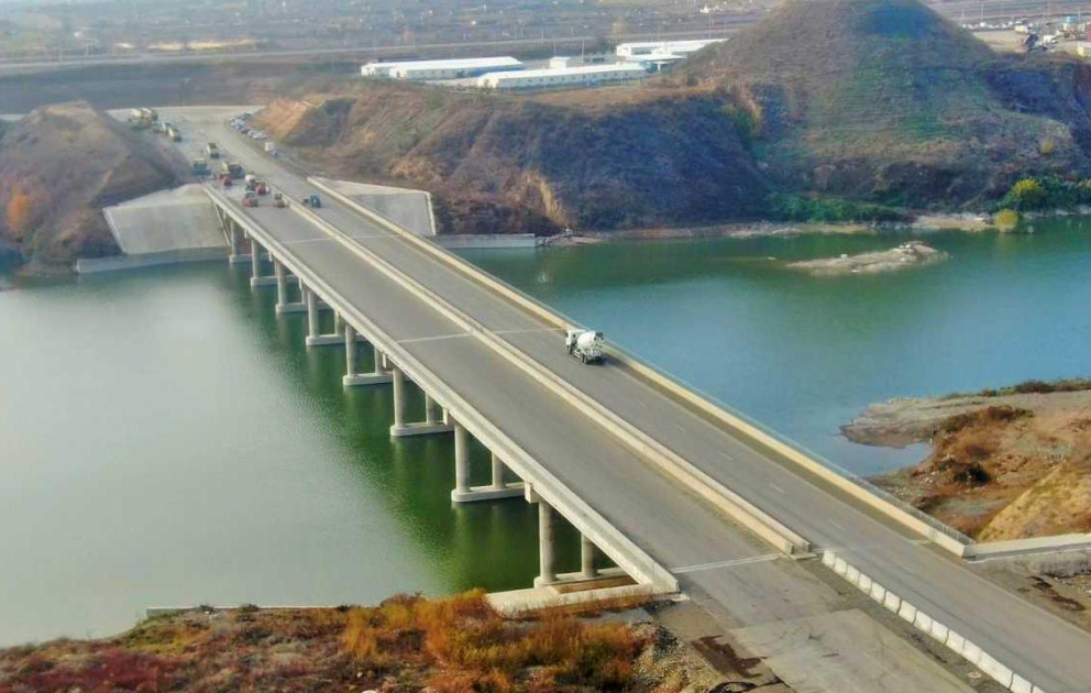 Bu yollar Qarabağa gediş-gəlişi asanlaşdıracaq