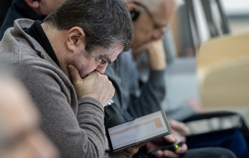 Bekanntgabe des Urteilsspruchs des Anklageaktes gegen Personen, die beschuldigt werden, zahlreiche schwere Verbrechen gegen das aserbaidschanische Volk begangen zu haben, abgeschlossen