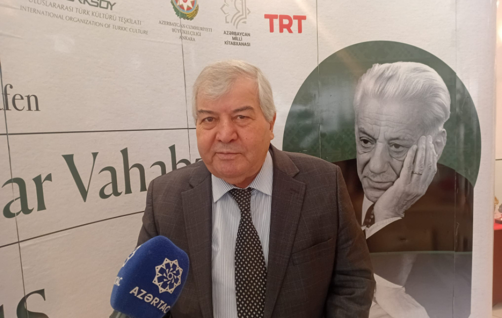 Sabir Rüstəmxanlı: Bəxtiyar Vahabzadə Azərbaycan mədəniyyətini türk dünyasında layiqincə təmsil edən böyük şəxsiyyət idi