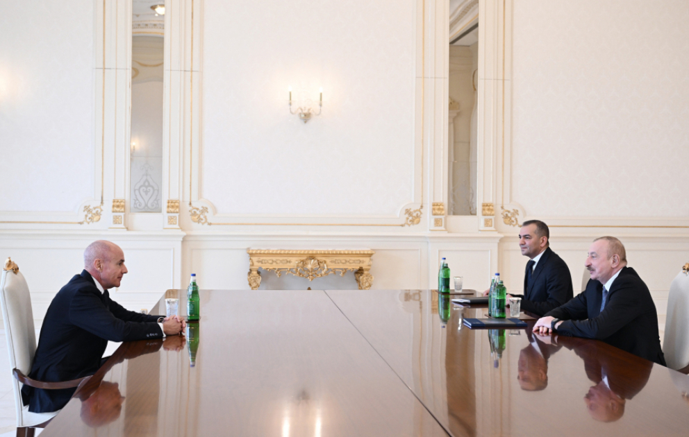Prezident İlham Əliyev Beynəlxalq Xizək və Snoubord Federasiyasının prezidentini qəbul edib
