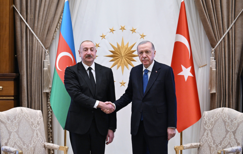 Entretien en tête-à-tête des présidents azerbaïdjanais et turc à Ankara