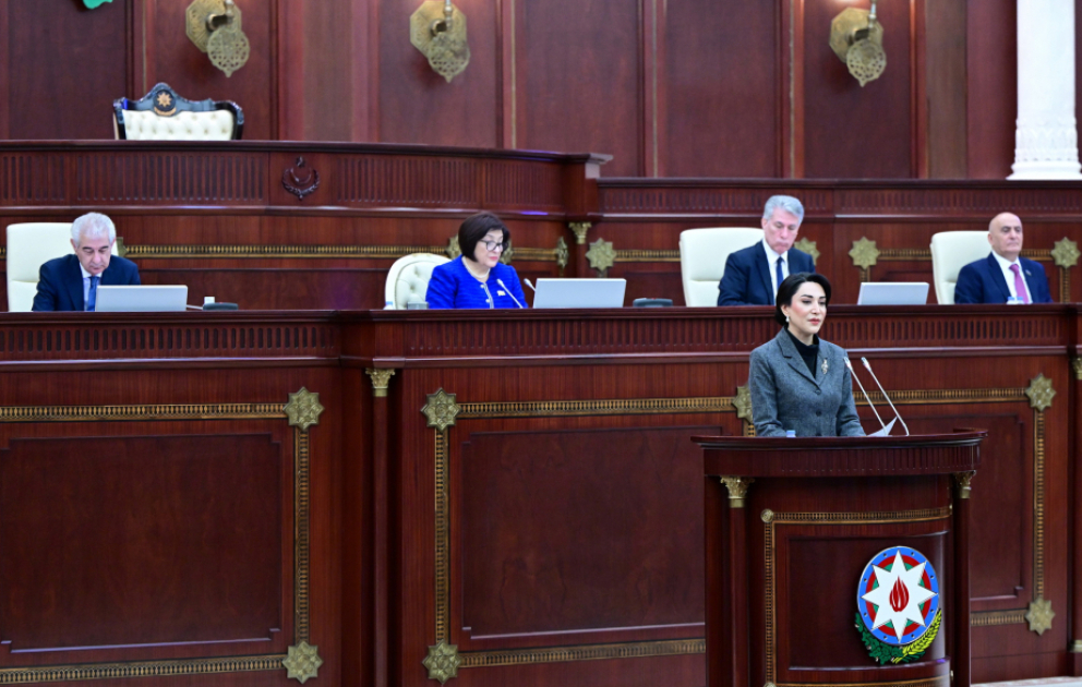 Ombudsmanın vəsatəti ilə ötən il 15 məhkum əfv edilib