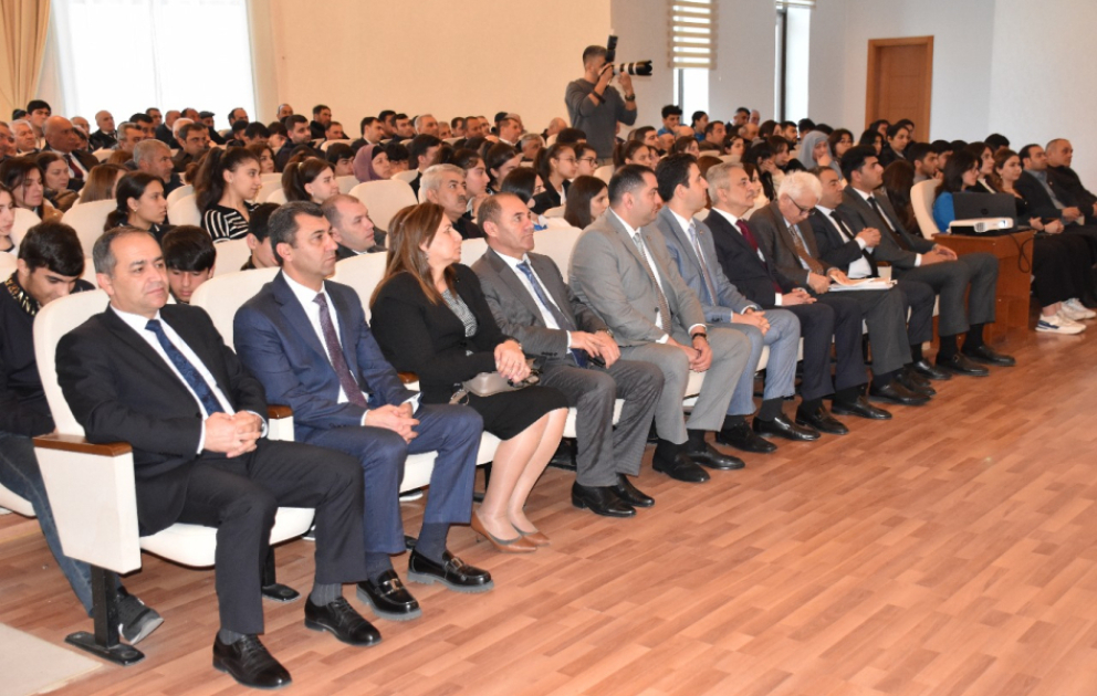 “Qərbi Azərbaycan: Tarixin izi ilə” layihəsi çərçivəsində növbəti görüş İmişli gəncləri ilə keçirilib