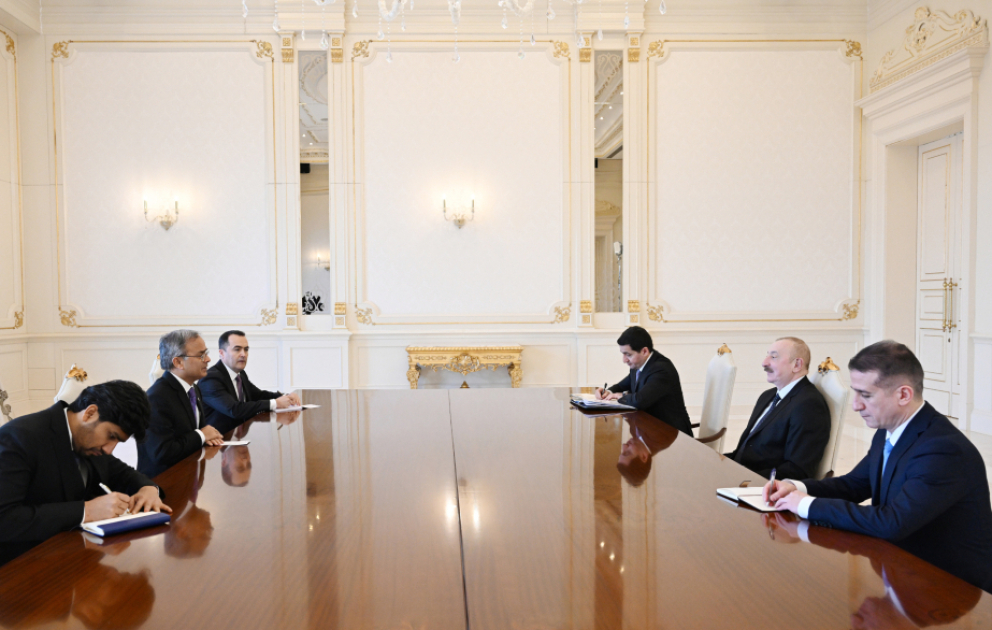 Präsident Ilham Aliyev empfängt Generalsekretär der Organisation für wirtschaftliche Zusammenarbeit