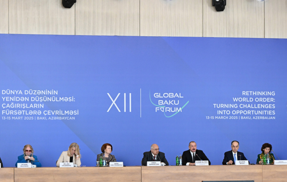 Prezident: COP29-un Azərbaycanda keçirilməsi qərarı ölkəmizin enerji resurslarına məsuliyyətli yanaşmasından xəbər verdi