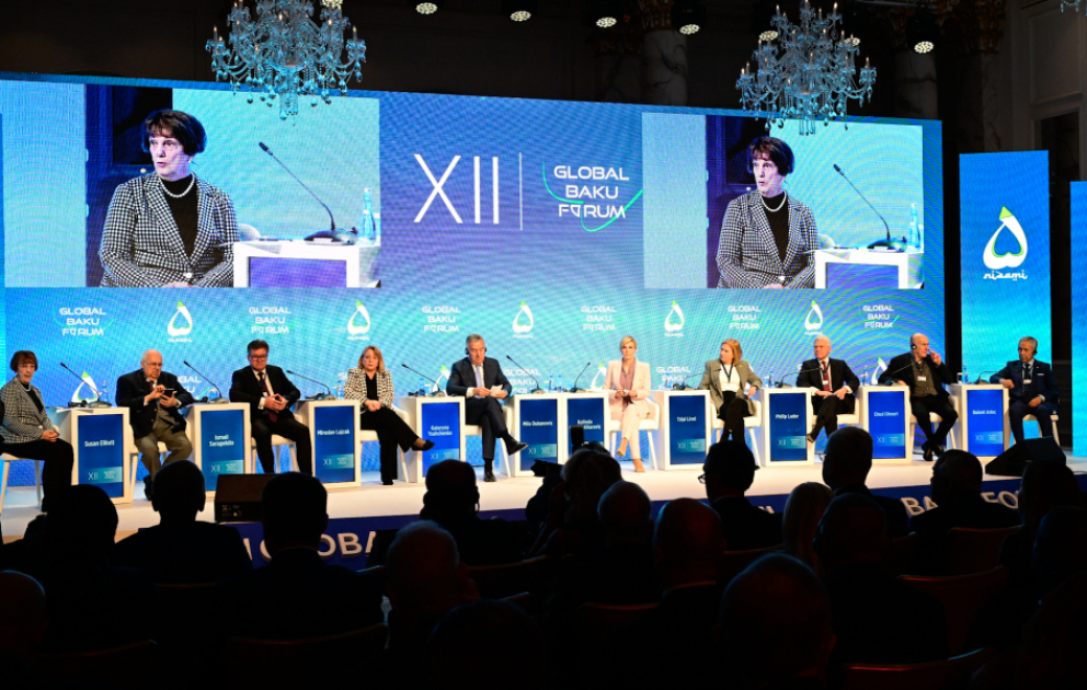 Qlobal Bakı Forumunda sülhə gedən yol mövzusu müzakirə olunub