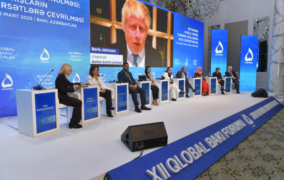 Qlobal Forum çərçivəsində “COP29: Belem üçün Sıçrayış – Transformasiyanın sürətləndirilməsi” mövzusunda panel iclas keçirilib
