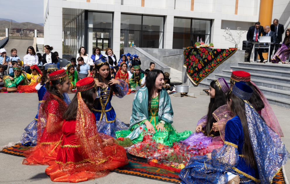 32 ildən sonra Cəbrayıl şəhəri Mehdi Mehdizadə adına məktəbdə Novruz sevinci yaşanıb