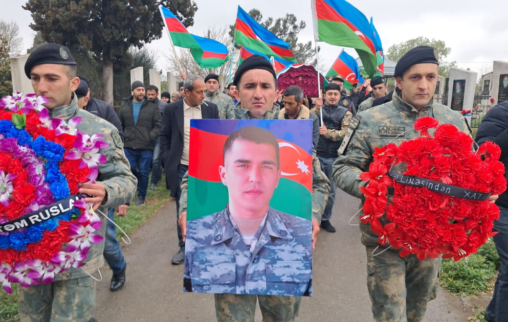 В Барде предан земле погибший в результате схода лавины военнослужащий Рустам Гамидов