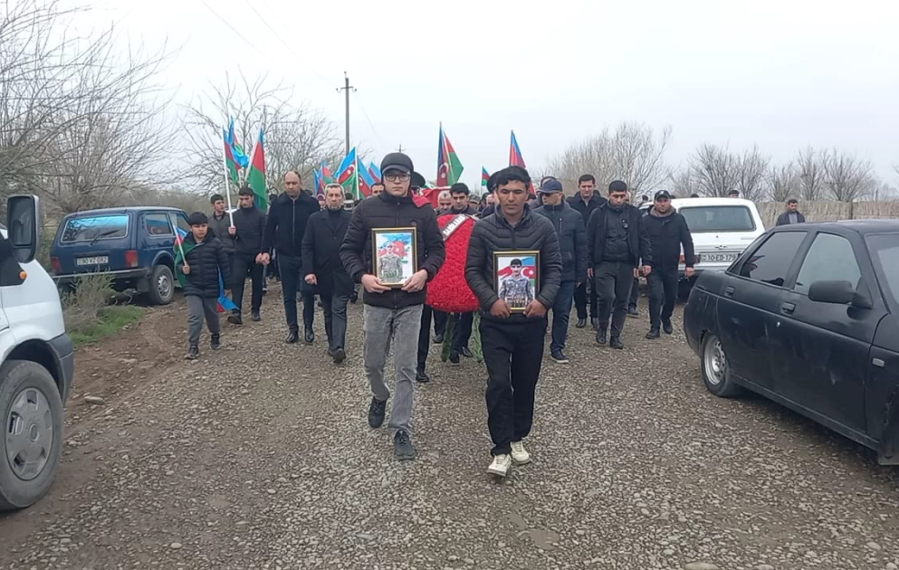 Солдат Али Иманов, погибший в результате схода лавины в Гядабее, похоронен в Сабирабаде