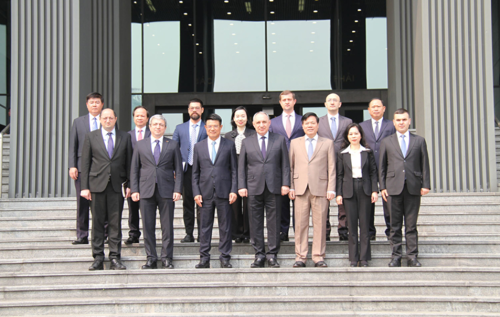 Prosecutor General of Azerbaijan visits Vietnam