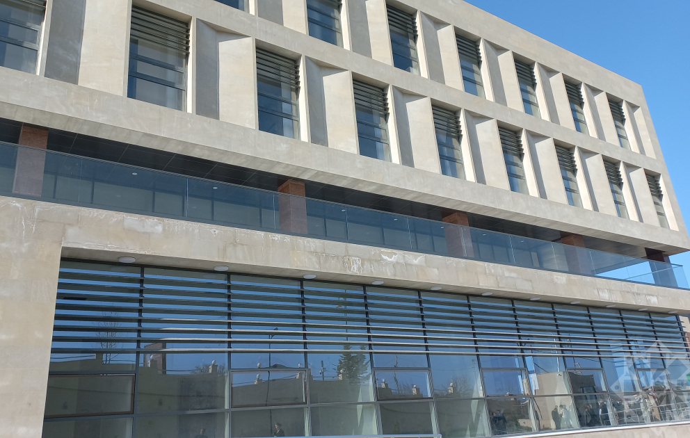 90 çarpayılıq Şuşa Müalicə Sağlamlıq-Mərkəzi 6 korpusdan ibarətdir