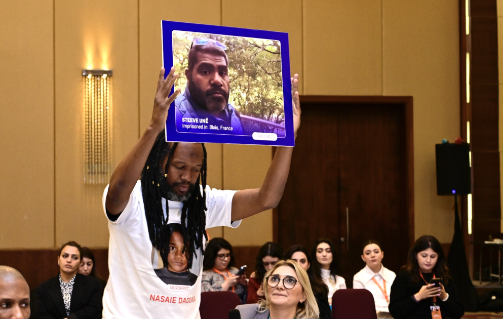 Un flash mob dédié aux personnes arrêtées illégalement à Kanaky