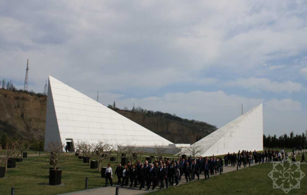 Quba Soyqırımı Memorial Kompleksi ziyarət olunur