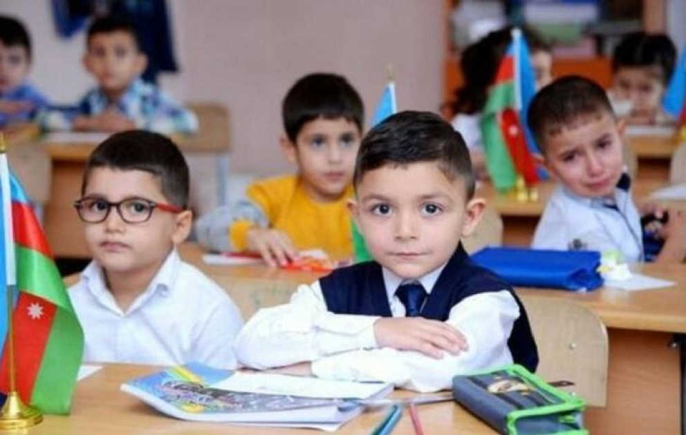 Hansı məktəblərdə 1-ci sinfə qəbul sərbəst aparılacaq?